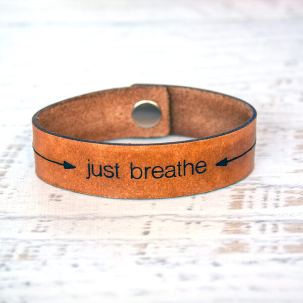 Just breathe Medium Leather Bracelet Timber Brown
