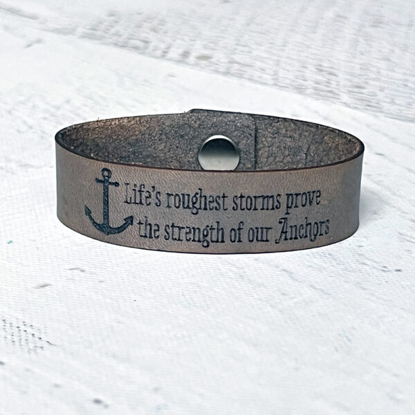 Life’s roughest storms prove the strength of our anchors Medium Leather Bracelet Silver